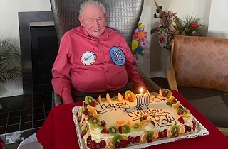 100th Birthday Celebration for AFL Umpire Roly Caird at Opal By the Bay