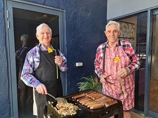 Regis Ayr Residents Honour Daffodil Day with Sausage Sizzle
