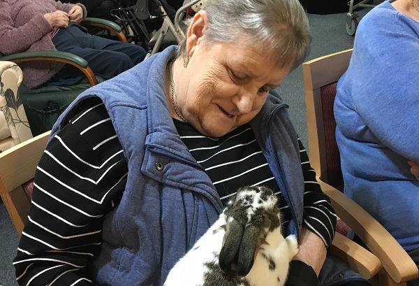 Residents of Casey Aged Care Enjoy The Magic Of Pets