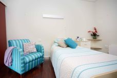 Mercy_Place_Albury_aged_care_bedroom_blue_lowres