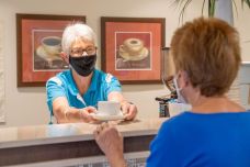 Residential_Care_Bellevue_Court_Southern_Cross_Care_Cafe_volunteer_DSC1642_1