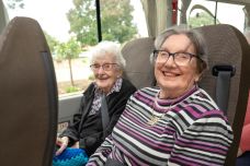 Residential_Care_Bellevue_Court_Southern_Cross_Care_bus_trip_DSC1878_1