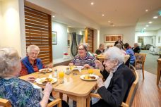 Residential_Care_Bellevue_Court_Southern_Cross_Care_common_dining_DSC1792_1